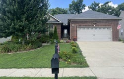 448 Oakview Dr, Shelbyville, KY 40065