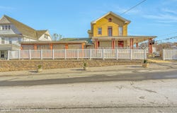 411 Chestnut Street, Dunmore, PA 18512