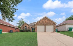 907 Sharp Drive, Cedar Hill, TX 75104