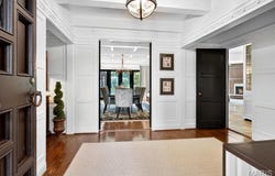 61 Fair Oaks Drive, Ladue, MO 63124