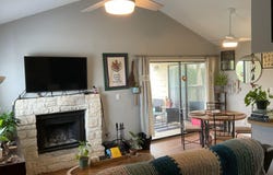 1013 Chestnut ST, San Marcos, TX 78666