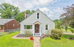 1917 7th St, New Kensington, PA 15068