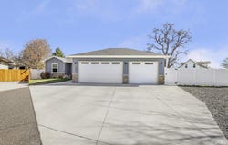 929 Applewood Dr, Buhl, ID 83316