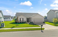 18348 Peregrine Drive, New Paris, IN 46553