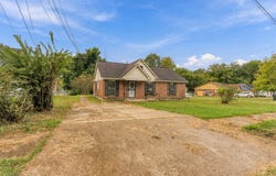 177 W FAIRWAY Ave, Memphis, TN 38109