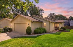 19407 Co Moor Boulevard, Strongsville, OH 44149