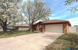 4013 Eagle Way, Clovis, NM 88101