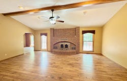 171 VERSAILLES DRIVE, Bull Shoals, AR 72619