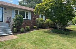 1131 Atlanta St, Florence, AL 35630