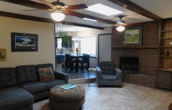 6054 Sunset Dr, Guymon, OK 73942