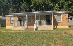 3793 HELEN ANN Dr, Memphis, TN 38127
