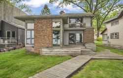 2813 Lakeshore Drive, Okoboji, IA 51355