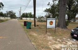 610 E Florida St, Delhi, LA 71232