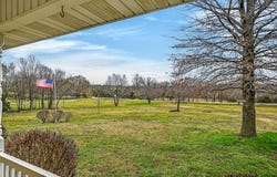 1519 E 515th Road, Brighton, MO 65617