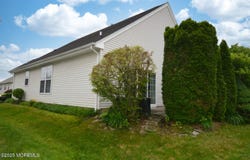 12 Atrium Drive, Bordentown, NJ 08505