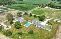 15337 Pardee Road, Galien, MI 49113