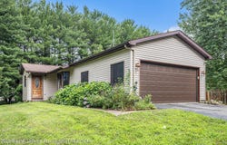 6494 Zimmer Road, Haslett, MI 48840