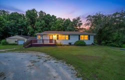 W11639 W TOWN HALL Road, GRESHAM, WI 54128