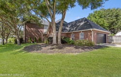 9912 Mockingbird Circle, Ocean Springs, MS 39564
