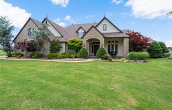 14444 S 248th East Avenue, Coweta, OK 74429