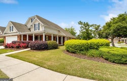 2055 Hickory Station Circle, Snellville, GA 30078