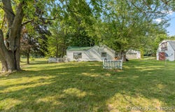 15026 Meddler Avenue, Gowen, MI 49326