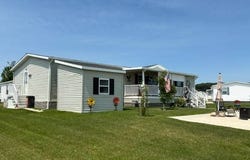 57583 Miller Ct, Lenox, MI 48048