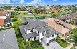 6104 LAGOMAR Lane, APOLLO BEACH, FL 33572
