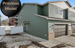 4017 Crossing St SW, Minot, ND 58701