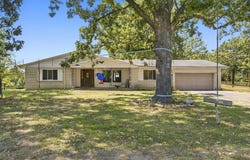 712 Agnes Street, Crane, MO 65633