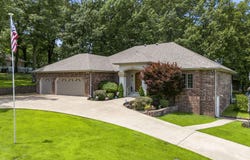 3110 Old Dyke Road, Grove, OK 74344