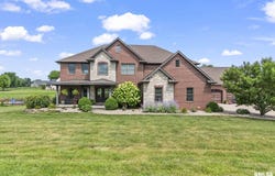 6644 REAGAN Drive, Cantrall, IL 62625