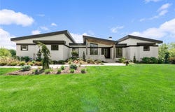 7737 Prairie Grass Pass, Credit River, MN 55372