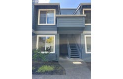 2330 SE BROOKWOOD AVE, Hillsboro, OR 97123