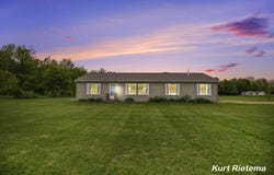 532 48th Street, Grand Junction, MI 49056
