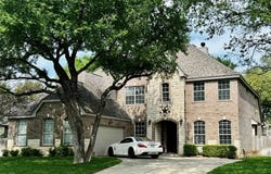 30105 Meadow Greens DR, Georgetown, TX 78628