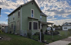 2126 Pearl Street, Anderson, IN 46016