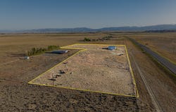 4 Holly Dr, Shoshoni, WY 82649