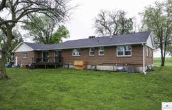 15600 32nd St, Green Ridge, MO 65332