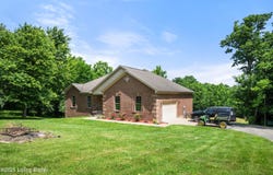 1126 Lagrange Rd, New Castle, KY 40050