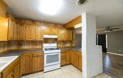 101 E 18th St, Larose, LA 70345
