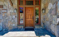 7401 Larkspur Lane, Truckee, CA 96161