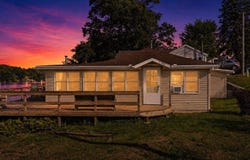 9796 N Hiawatha Lane, Syracuse, IN 46567-9599