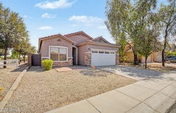 15 W DESERT VISTA Trail, San Tan Valley, AZ 85143