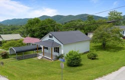 715 E Kentucky Ave, LaFollette, TN 37766