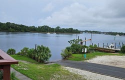 401 St James Ave, Carrabelle, FL 32322