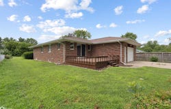 202 N Pine Street, New London, IA 52645