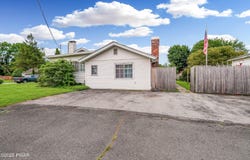 201 Avenue P, Matamoras, PA 18336