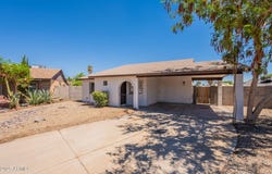 521 E WICKIEUP Lane, Phoenix, AZ 85024