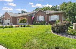 6701 N GRAND FIR Drive, Edwards, IL 61528